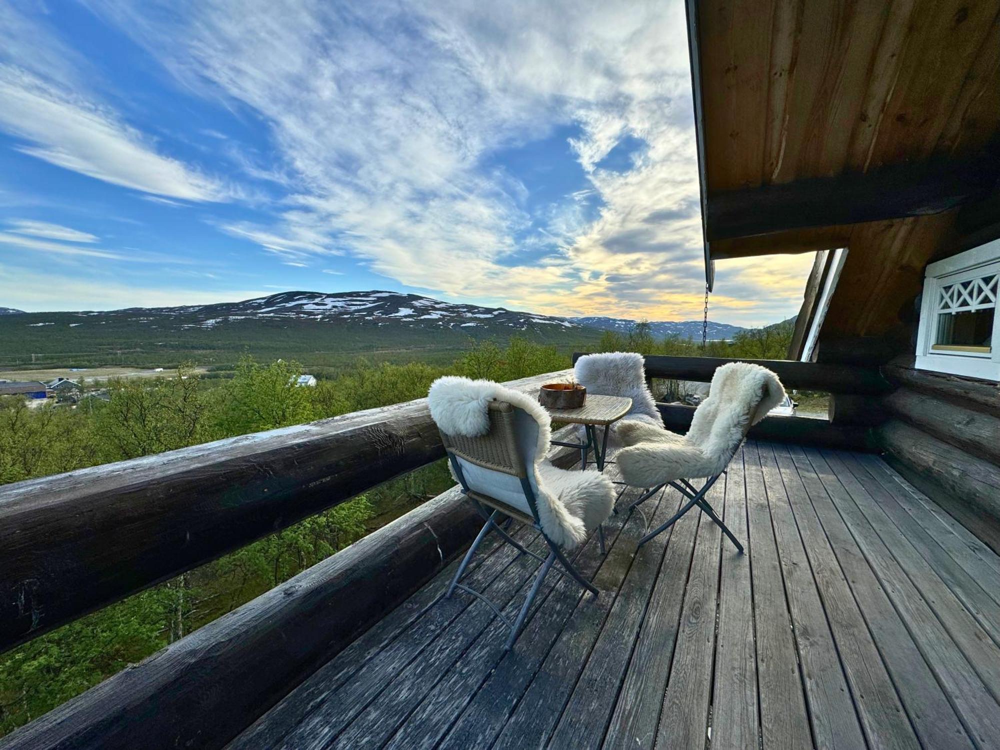 Unique Arctic Timber Cabin Skaidi Exterior photo